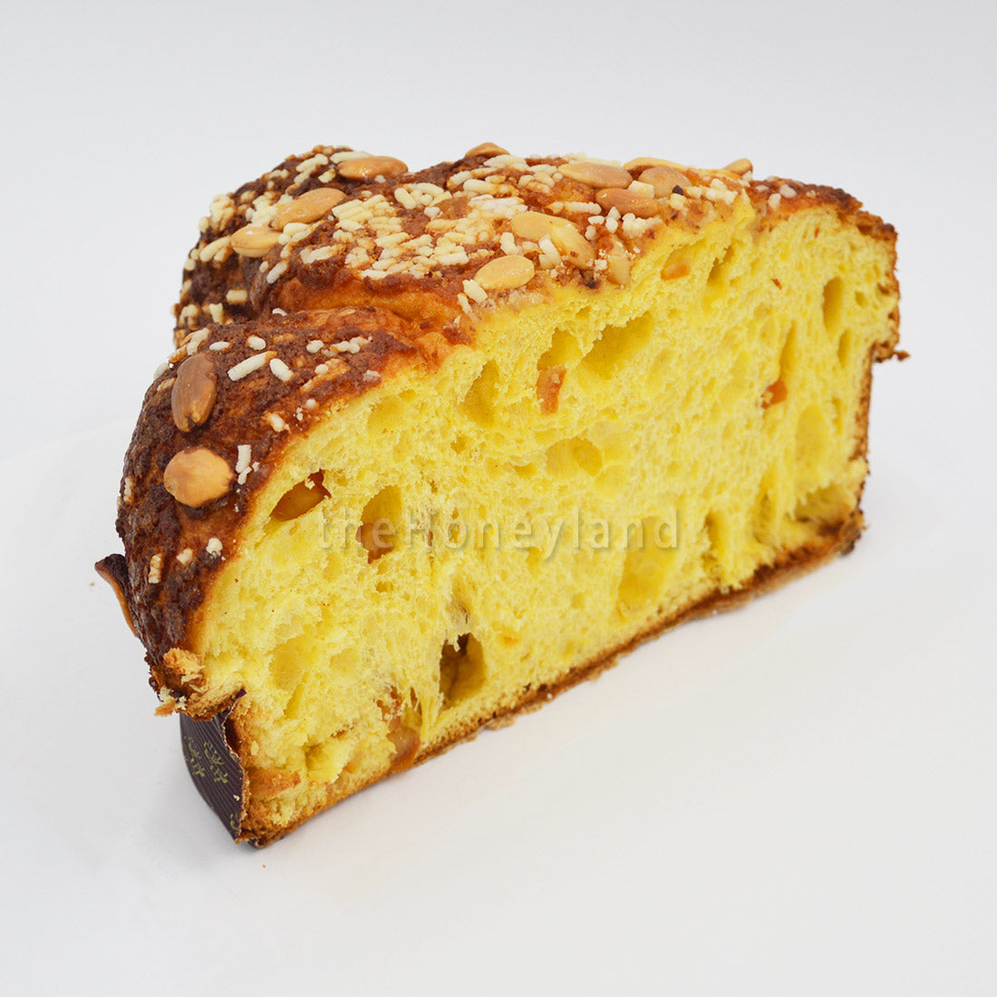 Organic classic colomba cake