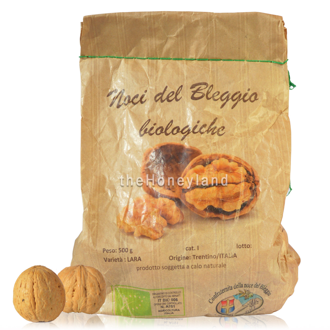 Organic Lara nuts from Bleggio
